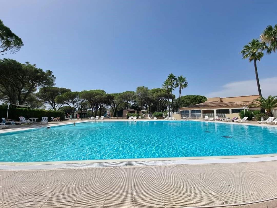 Studio 4P Vue Piscine St Raphael Valescure - Au Coeur Des Golfs Saint-Raphaël Esterno foto